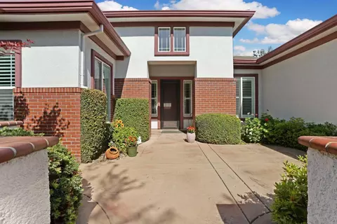 Exterior - 2424 Ashbridge Ln, Manteca, CA 95336 photo 4 of 14