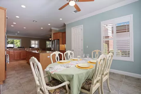 Dining - 2424 Ashbridge Ln, Manteca, CA 95336 photo 4 of 4