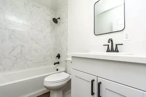 Bath - 4213 Lucinda Ave, Keyes, CA 95328 photo 1 of 2