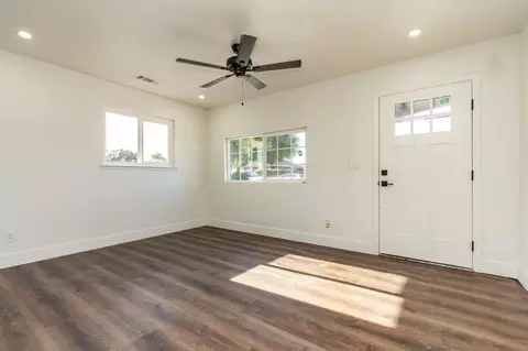 Living - 4213 Lucinda Ave, Keyes, CA 95328 photo 1 of 4