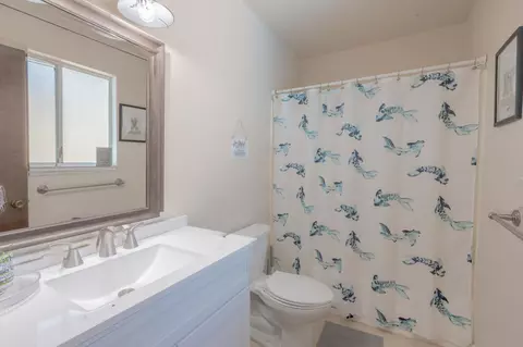 Bath - 1479 Roaring Cp, Murphys, CA 95247 photo 2 of 2