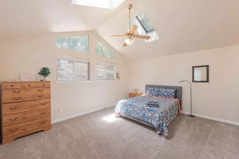 Bedroom - 1479 Roaring Cp, Murphys, CA 95247 photo 5 of 6