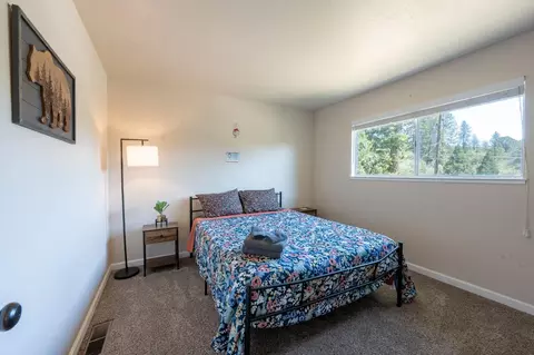 Bedroom - 1479 Roaring Cp, Murphys, CA 95247 photo 1 of 6