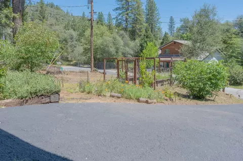 Exterior - 1479 Roaring Cp, Murphys, CA 95247 photo 21 of 23
