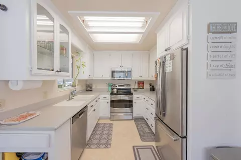Kitchen - 1479 Roaring Cp, Murphys, CA 95247 photo 1 of 1