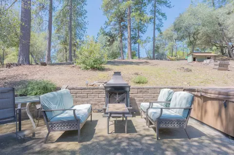 Exterior - 1479 Roaring Cp, Murphys, CA 95247 photo 3 of 23