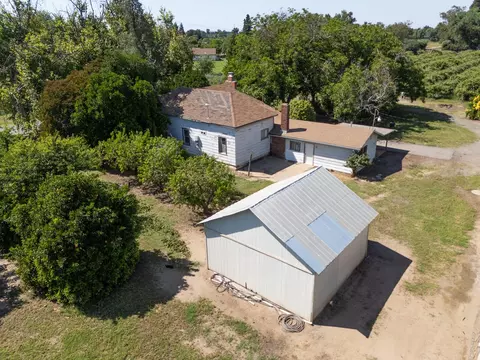 Exterior - 1090 Gilstrap Ave, Gridley, CA 95948 photo 15 of 24