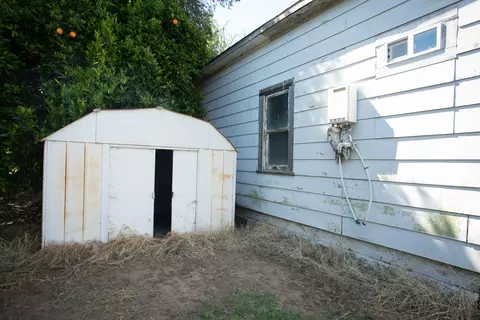 Exterior - 1090 Gilstrap Ave, Gridley, CA 95948 photo 10 of 24