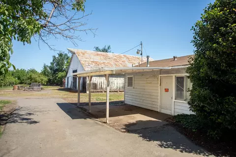 Exterior - 1090 Gilstrap Ave, Gridley, CA 95948 photo 6 of 24