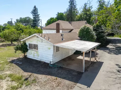 Exterior - 1090 Gilstrap Ave, Gridley, CA 95948 photo 7 of 24