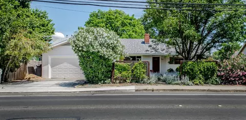 27 West St, Woodland, CA 95695