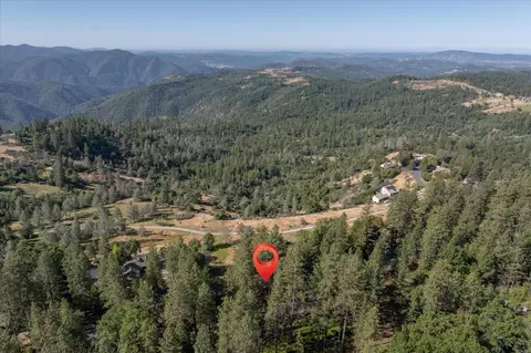 1262 Heather Dr, Murphys, CA 95247