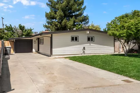 924 Cummins Way, West Sacramento, CA 95605