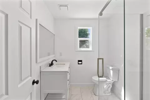 Bath - 5624 E Washington St, Stockton, CA 95215 photo 2 of 3