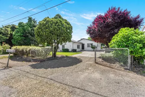 Exterior - 5624 E Washington St, Stockton, CA 95215 photo 2 of 10