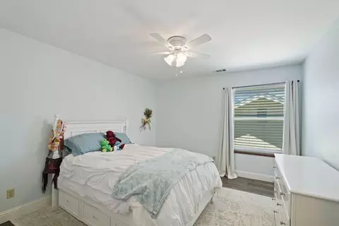 Bedroom - 230 River Oaks Dr, Lodi, CA 95240 photo 3 of 6
