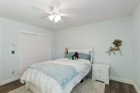 Bedroom - 230 River Oaks Dr, Lodi, CA 95240 photo 4 of 6