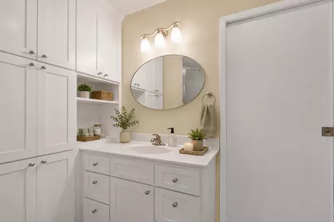 Bath - 13901 Druid, Pine Grove, CA 95665 photo 1 of 4
