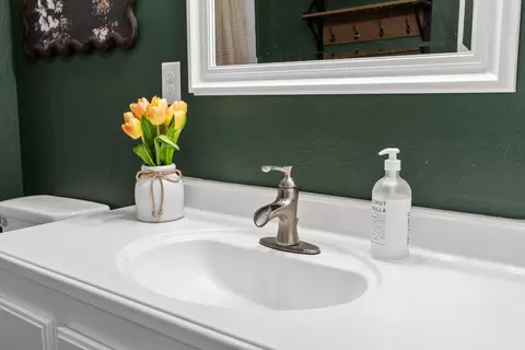Bath - 13901 Druid, Pine Grove, CA 95665 photo 3 of 4