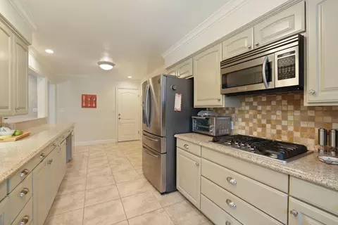 Kitchen - 704 Rimby Ave, Lodi, CA 95240 photo 2 of 4
