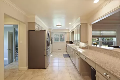 Kitchen - 704 Rimby Ave, Lodi, CA 95240 photo 3 of 4