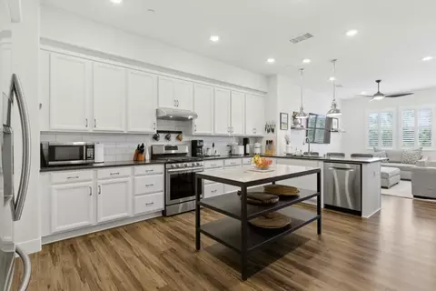 1000 Berryessa Ln #224, Davis, CA 95616
