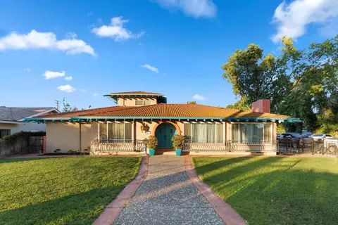 201 N 7th St, Patterson, CA 95363