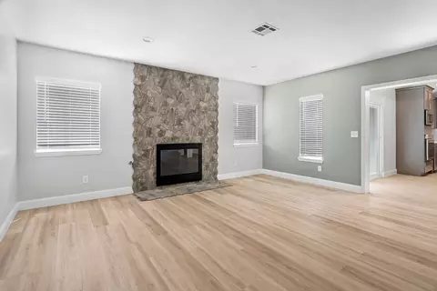 Living - 360 Mount Oso Ave, Tracy, CA 95376 photo 2 of 2