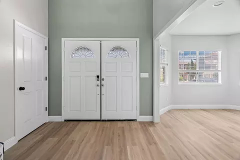 Entry Way - 360 Mount Oso Ave, Tracy, CA 95376 photo 1 of 3