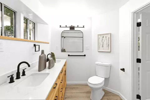 Bath - 6152 Pine St, Pollock Pines, CA 95726 photo 4 of 4