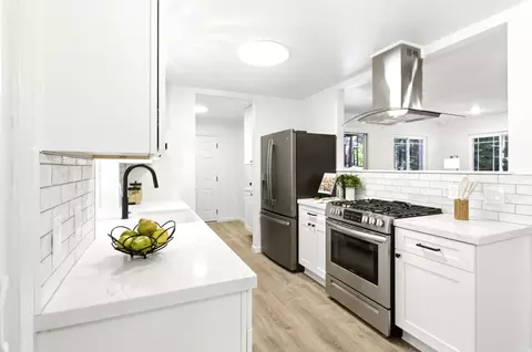 Kitchen - 6152 Pine St, Pollock Pines, CA 95726 photo 3 of 4