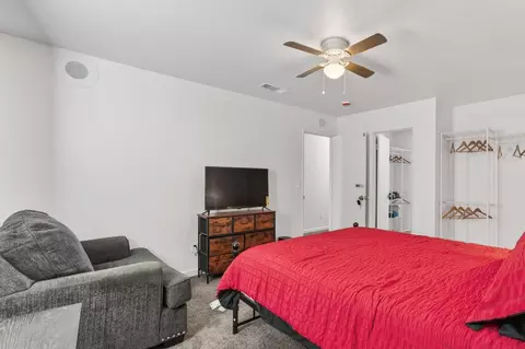 Bedroom - 1804 Rouse Ave, Modesto, CA 95351 photo 1 of 4