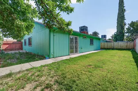 Exterior - 1804 Rouse Ave, Modesto, CA 95351 photo 4 of 6