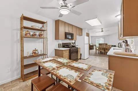 Dining - 1804 Rouse Ave, Modesto, CA 95351 photo 4 of 5