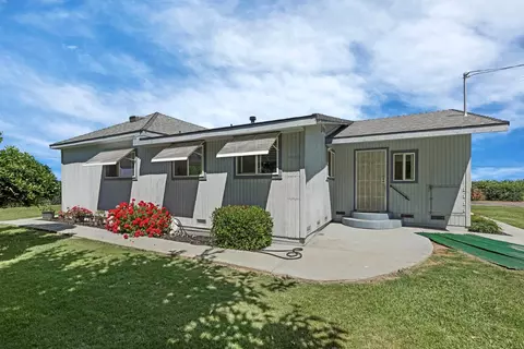 Exterior - 6632 E Acampo Rd, Acampo, CA 95220 photo 2 of 14