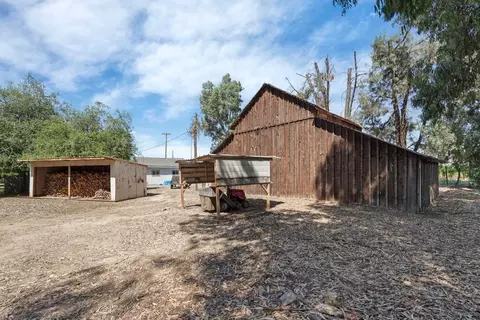 Exterior - 6632 E Acampo Rd, Acampo, CA 95220 photo 8 of 14