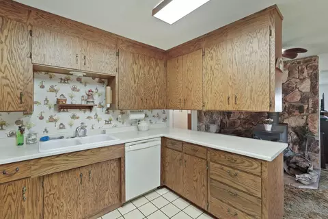 Kitchen - 6632 E Acampo Rd, Acampo, CA 95220 photo 5 of 6