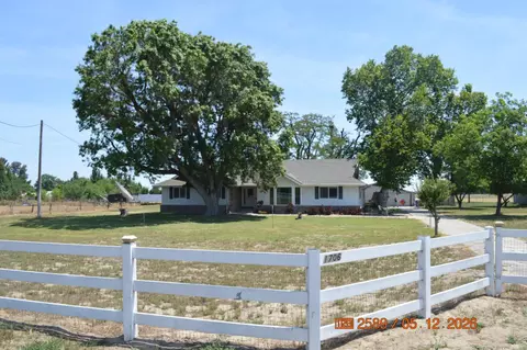 1706 N Washington Rd, Turlock, CA 95380