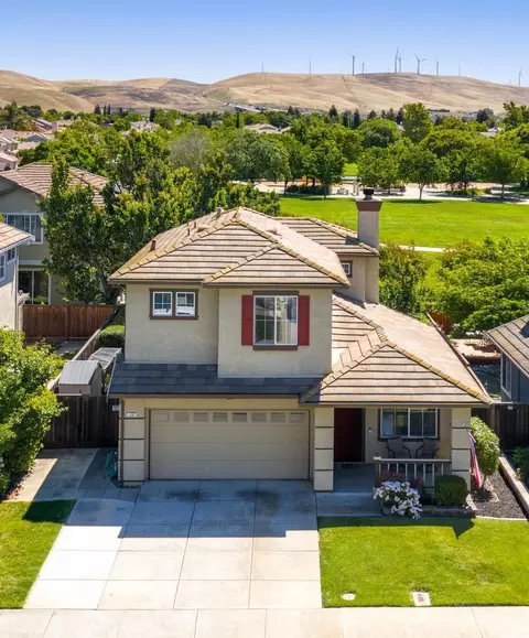 1397 Maplewood Dr, Livermore, CA 94551