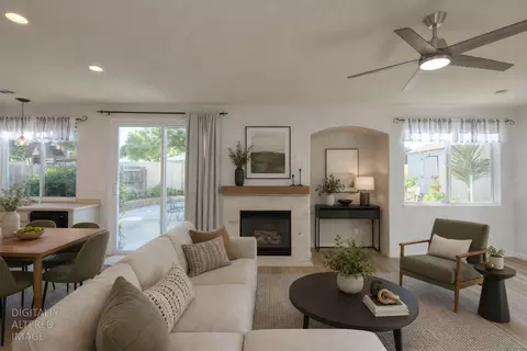 Living - 701 Beck Creek Ln, Patterson, CA 95363 photo 3 of 6