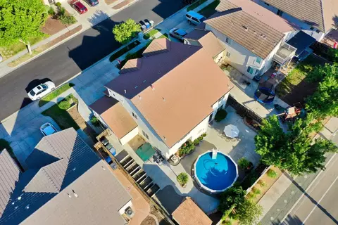 View/Area - 701 Beck Creek Ln, Patterson, CA 95363 photo 5 of 7