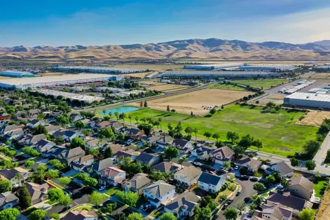 View/Area - 701 Beck Creek Ln, Patterson, CA 95363 photo 7 of 7
