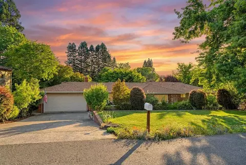 9798 Blue Lake Dr, Folsom, CA 95630