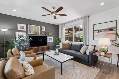Living - 870 W Main St, Winters, CA 95694 photo 1 of 4