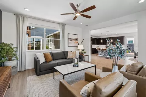 Living - 870 W Main St, Winters, CA 95694 photo 2 of 4