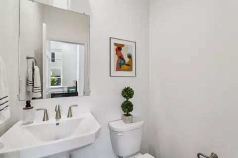 Bath - 870 W Main St, Winters, CA 95694 photo 1 of 6