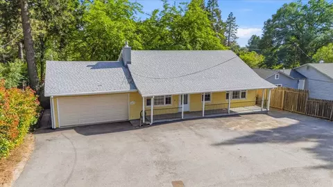 12139 Rough And Ready Hwy, Grass Valley, CA 95945