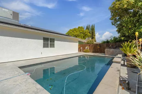 Exterior - 1464 Denise Dr, Ripon, CA 95366 photo 10 of 10
