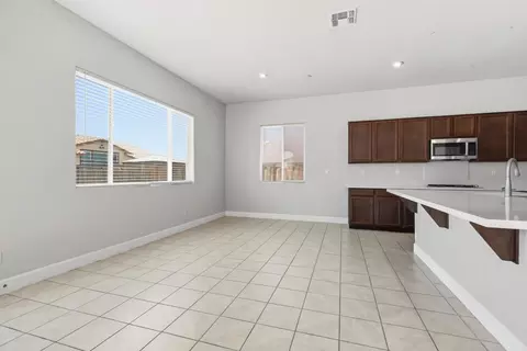 Other - 566 Albany St, Lathrop, CA 95330 photo 4 of 7