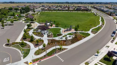 View/Area - 566 Albany St, Lathrop, CA 95330 photo 9 of 10